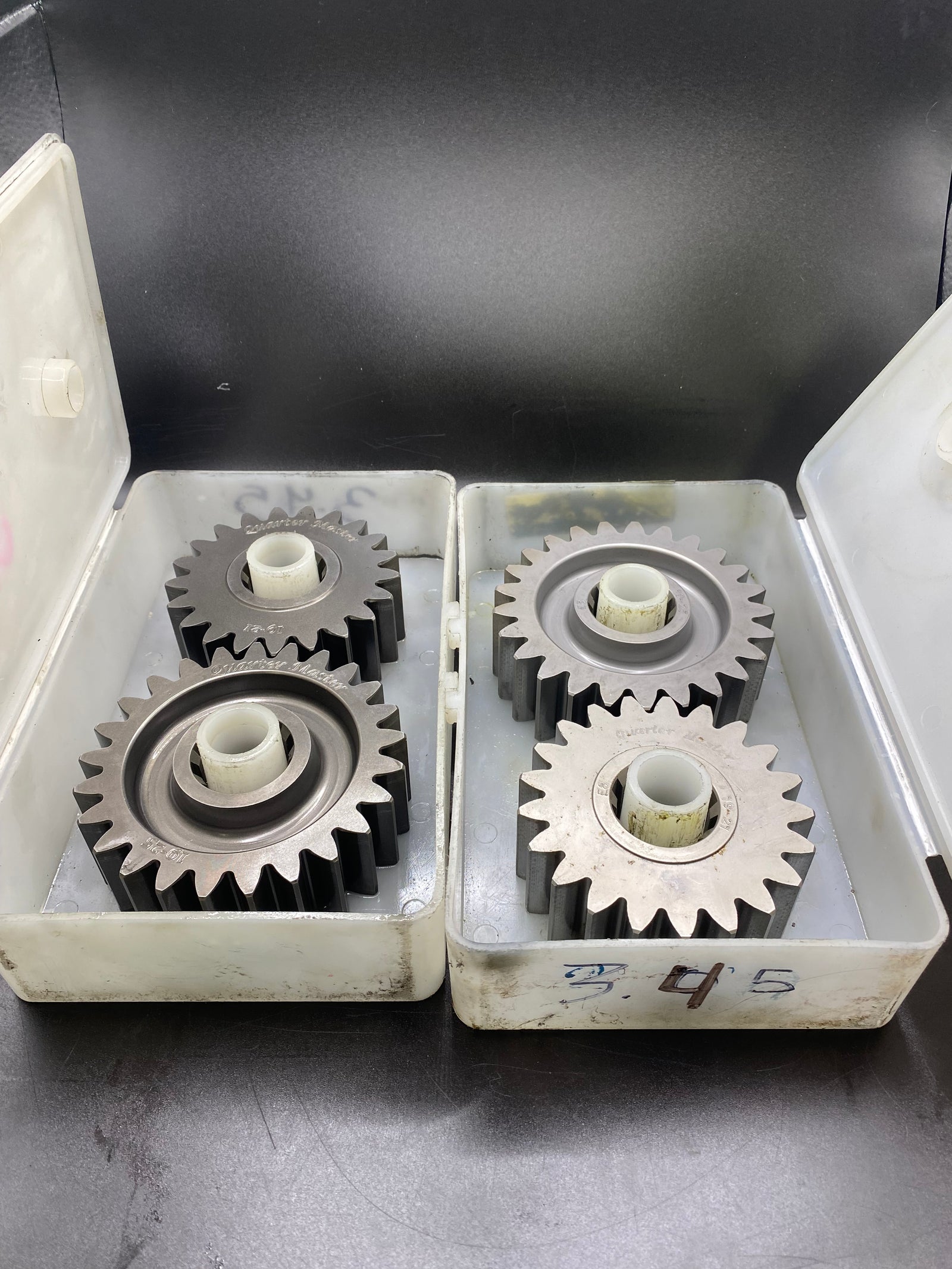 USED QUARTERMASTER GEAR SET 19 (3.45)