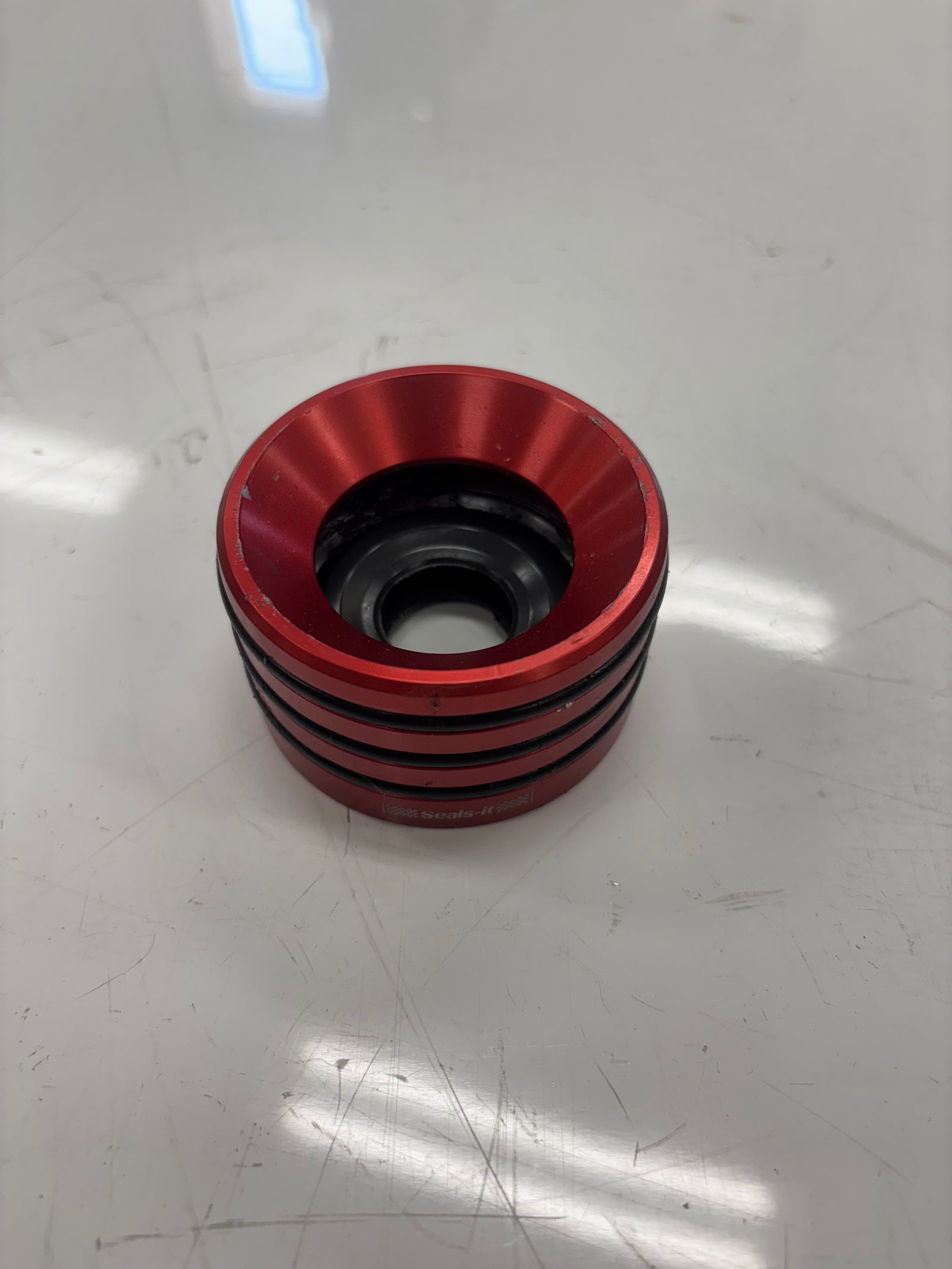 USED SEALS IT TUBE SEAL