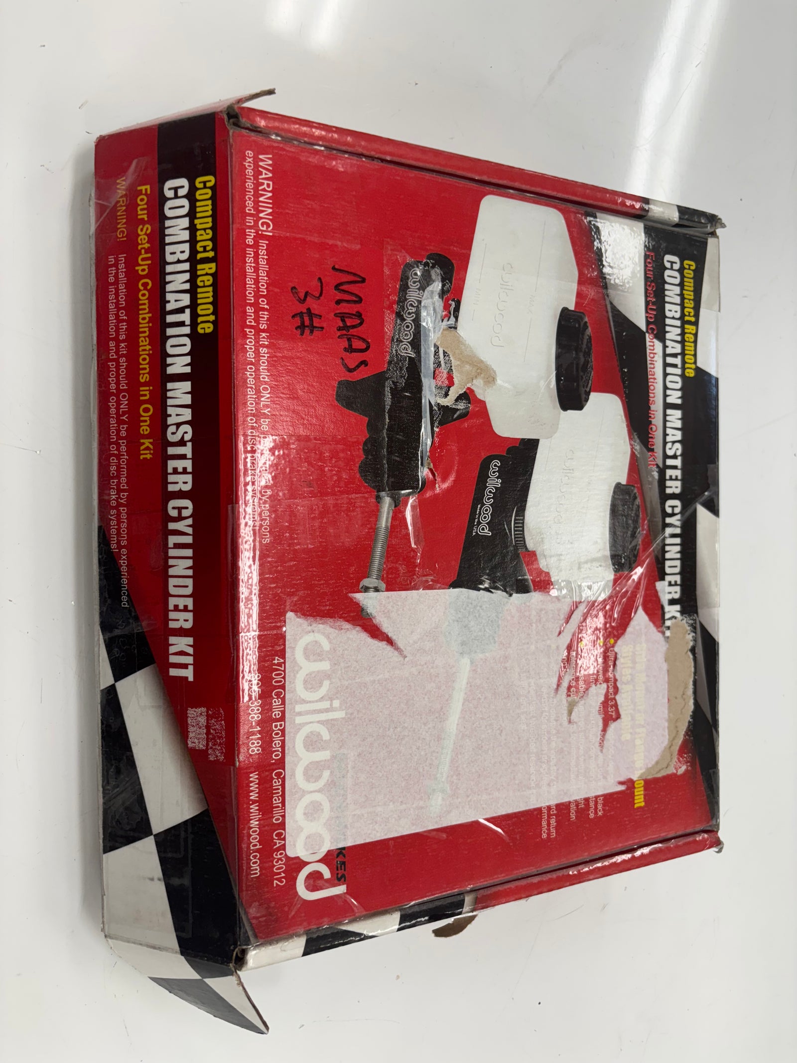 USED (NEW) WILWOOD MASTER CYLINDER 7/8” WITH RESERVE