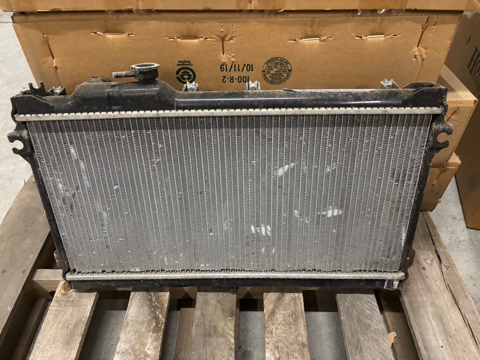 USED (NEW) 19X28 2PASS R/S IN/OUT RADIATOR