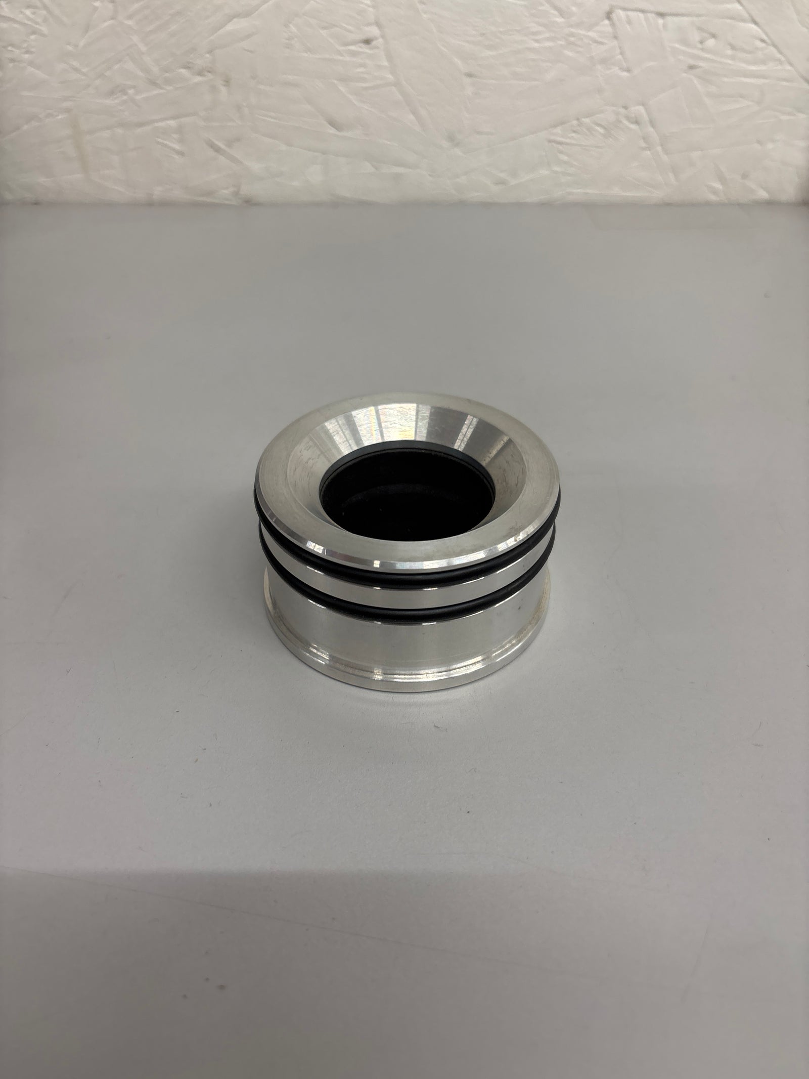 USED (NEW) AXLE TUBE SEAL- 2 5/8 OD