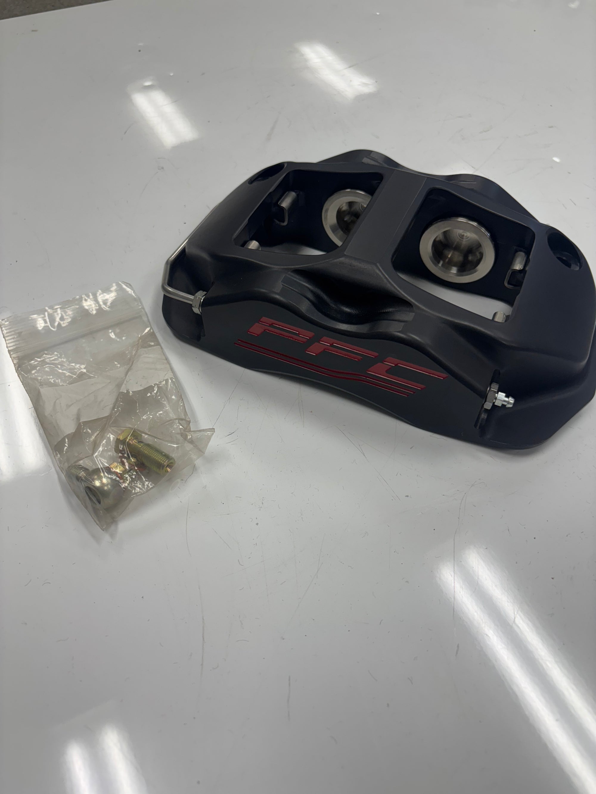 USED (NEW) PFC BRAKE CALIPER ZR34 MONOBLOC BLACK