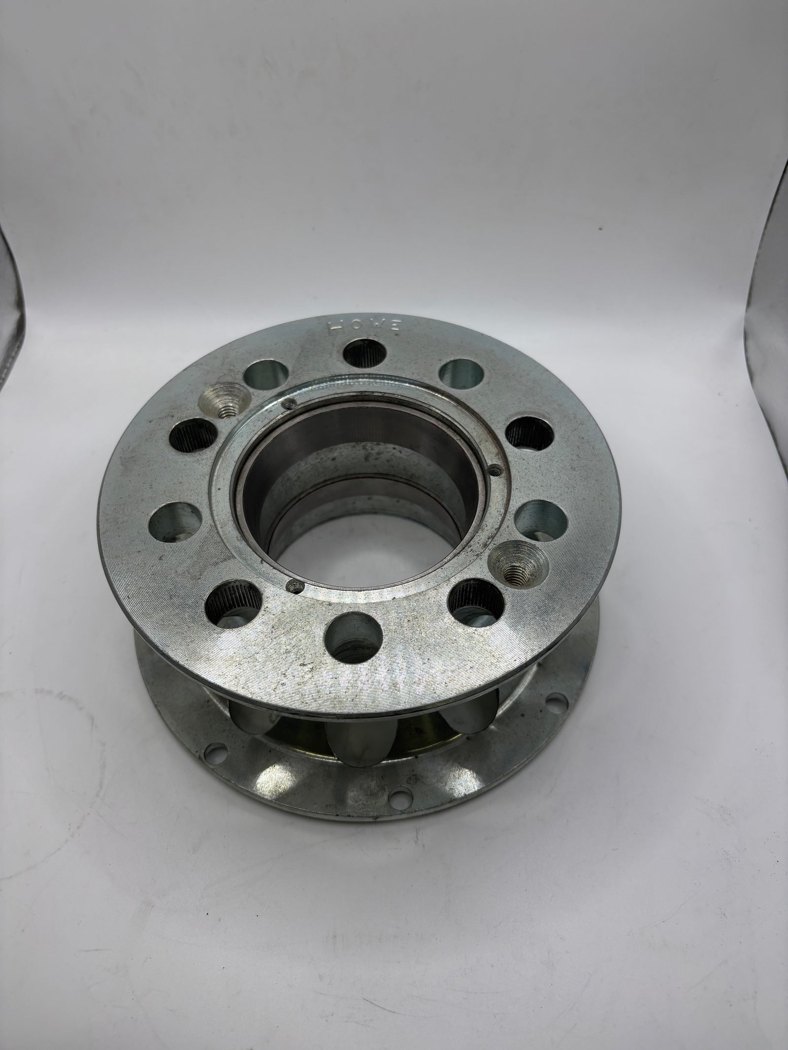 USED HOWE HUB